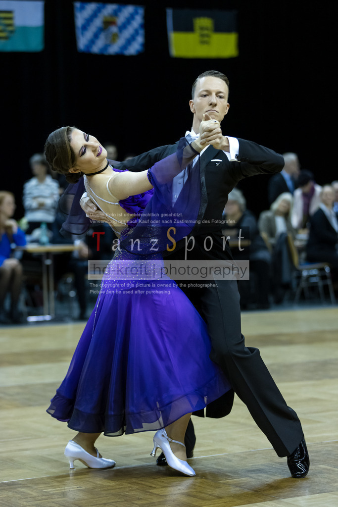 20241102_DC_HGR_Std_08507 | Tanzsportbilder, Standardtanz, Lateintanz, WDSF, DTV, LTVB, dancecomp, goc, hessen tanzt, blaues band der spree, walzer, tango, wiener walzer, slowfox, quickstepp, samba, rumba, cha-cha-cha, paso doble. jive, hd-kroft photography, turniertanzsport