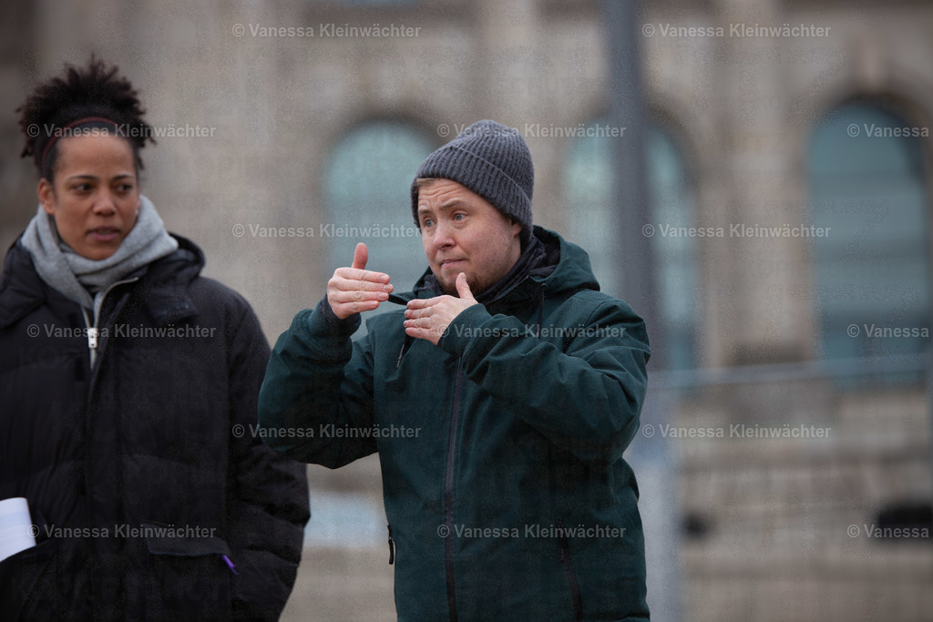  Trans Day Of Visibility Kundgebung 2022 in Berlin | Vanessa Kleinwächter - Realisiert mit Pictrs.com