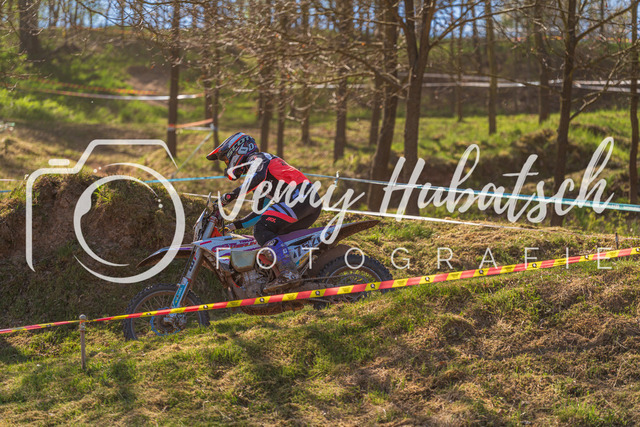 JHF.ECHT.4h.Samstag1537 | jennyhubatsch-endurofotografie