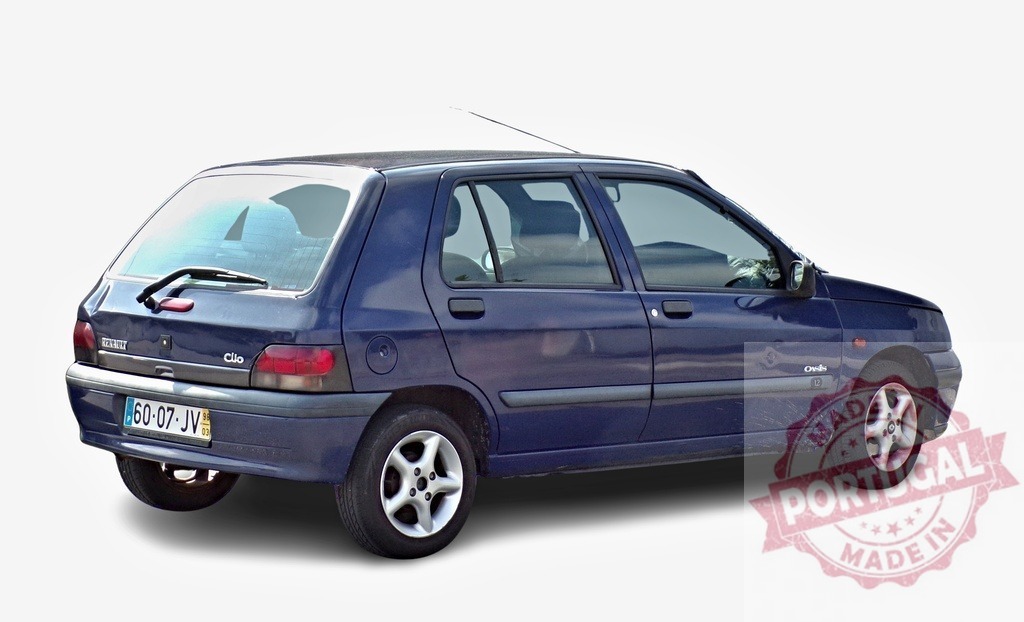 Renault Clio parked showing rear and side view | Dark blue Renault Clio parked on white background showing rear and side - Realized with Pictrs.com