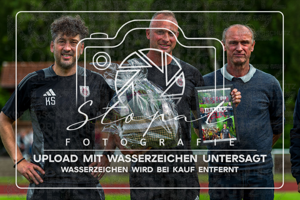 Landesliga Herren LG - TV Jahn Schneverdingen vs. MTV Eintracht Celle | Felix Beck, Kassem Saboune, TV Jahn Schneverdingen; Landesliga Herren LG - TV Jahn Schneverdingen vs. MTV Eintracht Celle am 06.06.2026 in Osterwaldstadion, Schneverdingen - Realisiert mit Pictrs.com