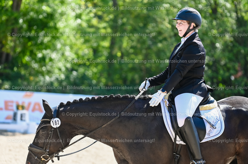 20230908_06_Dressur-L-Trense_0736 | equistock