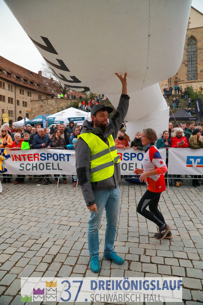 VR Bank Hauptlauf 10000m | 3 Koenigslauf 2023 - Realisiert mit Pictrs.com