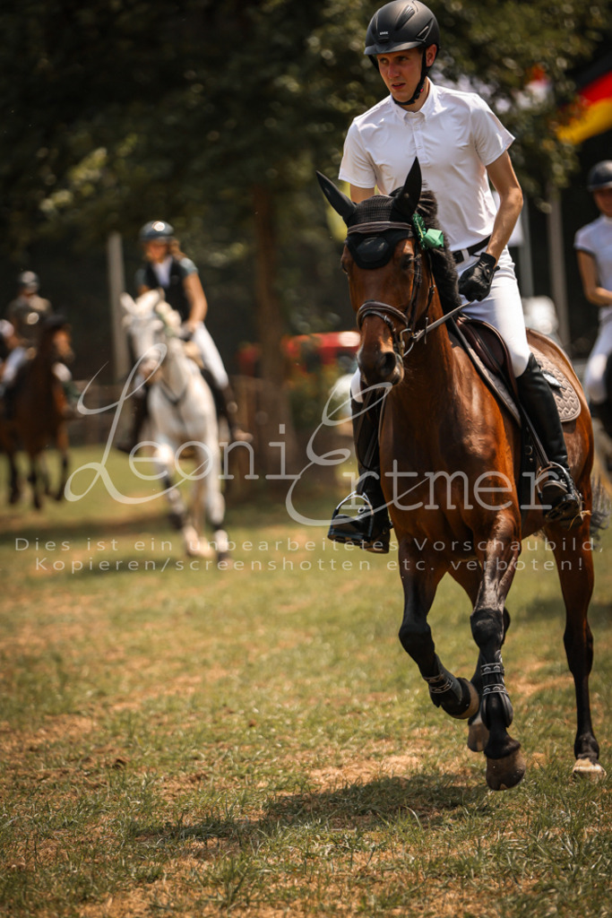 15.SaStE00526 | Leoni Ertmer Photography - Realisiert mit Pictrs.com