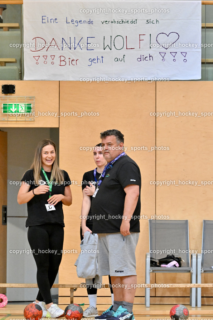 SC Ferlach vs. WAT Atzgersdorf | #4 Senitza Hemma SC Ferlach Damen,  Buchbauer Wolfgang Assistentcoach SC Ferlach Damen, Transparent Buchbauer, Buchbauer Anna Maria Betreuer SC Ferlach,  SC Ferlach vs. WAT Atzgersdorf, SC Ferlach vs. WAT Atzgersdorf am 12.05.2024 in Ferlach (Ballspielhalle Ferlach), Austria, (Photo by Bernd Stefan)