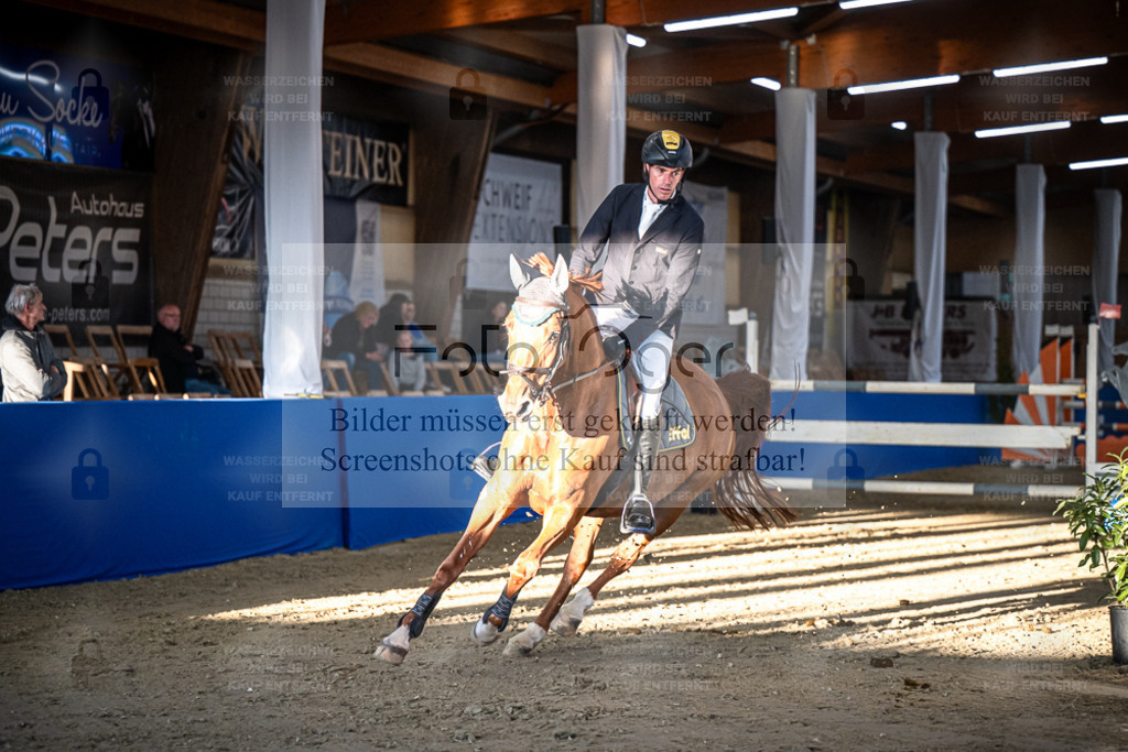 DOS_3713 | Entdecke hochwertige Reitturnierfotos von Foto Oger. Professionell, emotional und authentisch – jetzt Lieblingsmomente im Shop bestellen. - Realisiert mit Pictrs.com