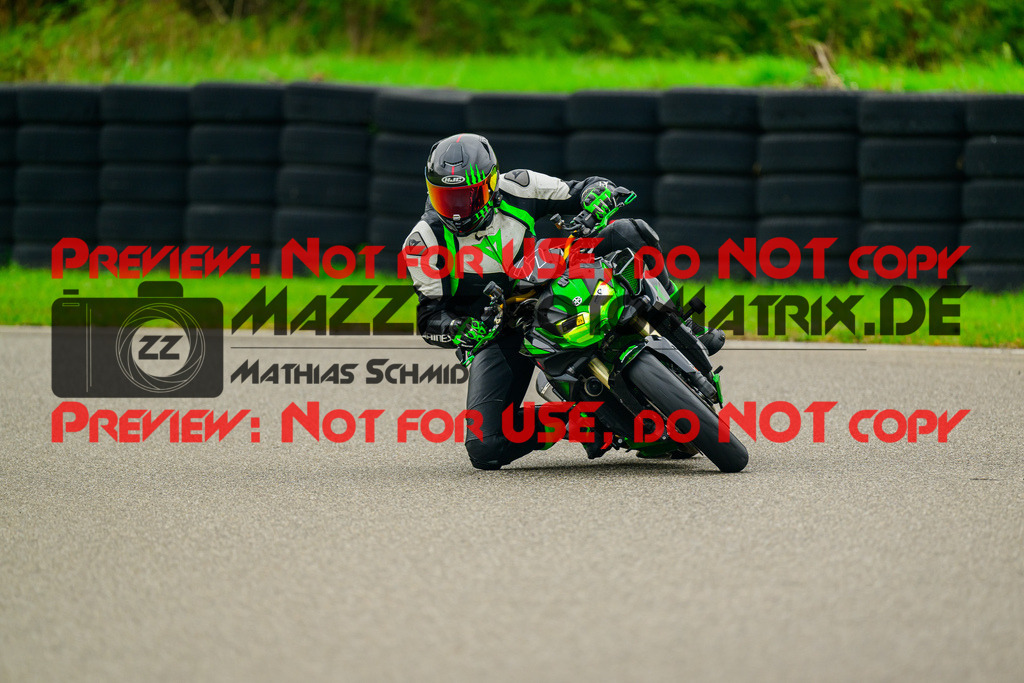 MaZZes_Fotomatrix_20241003_6007705_3489 | GELB