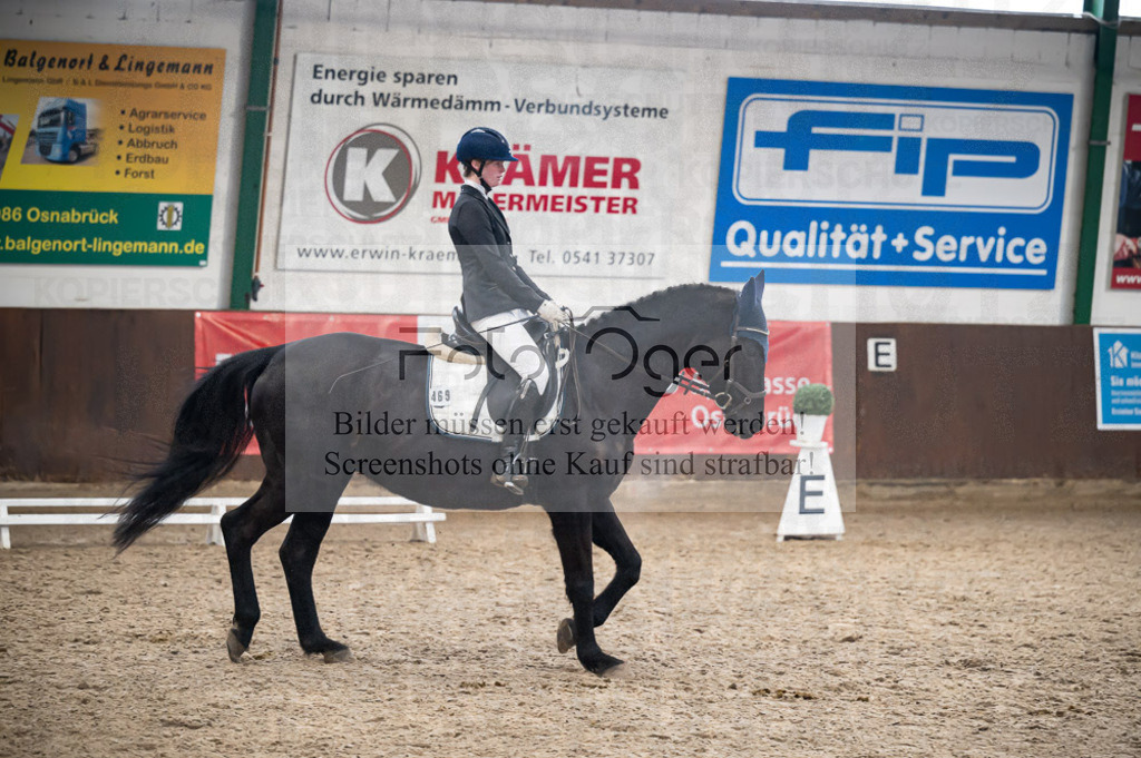 Hallenreittunier Voxtrup 2023 | Entdecke hochwertige Reitturnierfotos von Foto Oger. Professionell, emotional und authentisch – jetzt Lieblingsmomente im Shop bestellen.Deutschlandweite Turnierfotografie. - Realisiert mit Pictrs.com