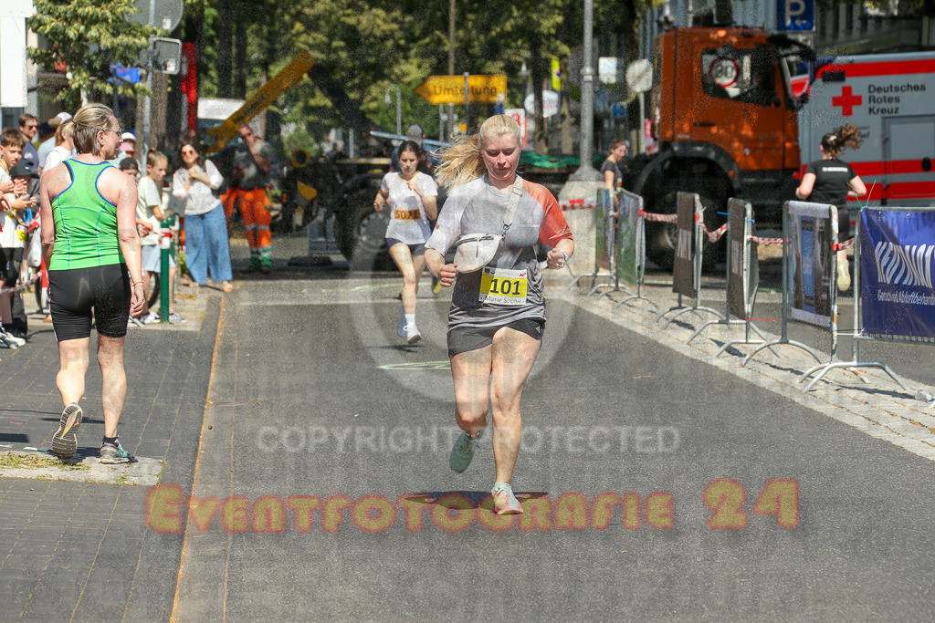 250621_1054_EX1_3060 | Sportfotografie im Rhein-Sieg Kreis, Köln, Bonn, NRW, Rheinland Pfalz, Hessen, etc. Unser Tätigkeitsfeld umfasst den Laufsport vom Volkslauf über den Marathon, Duathlon, Triathon bis zum Ultralauf wie Kölnpfad Ultra oder Schindertrail.