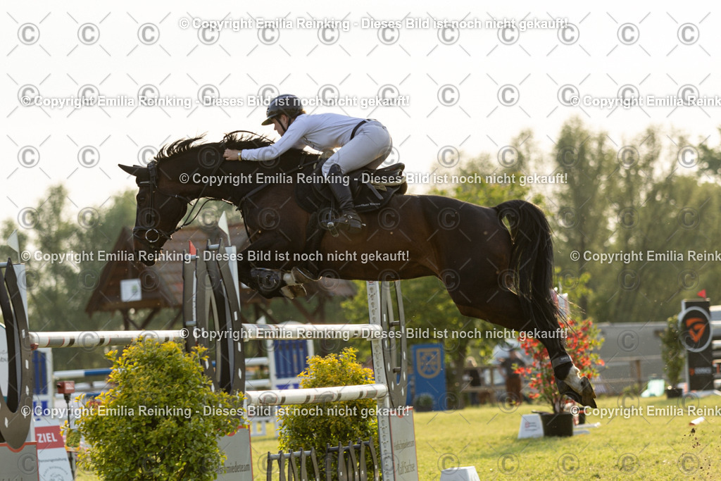 CL5A1425 | Emilia Reinking Fotografie - Realisiert mit Pictrs.com