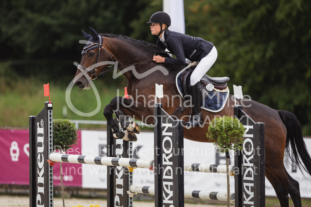 230727_BHO_Stil-L2-237 | Deine schönsten Turniermomente als professionelle Fotos! Entdecke hochwertige Pferdesport-Fotografie im Online-Shop. Jetzt Fotos finden & bestellen!