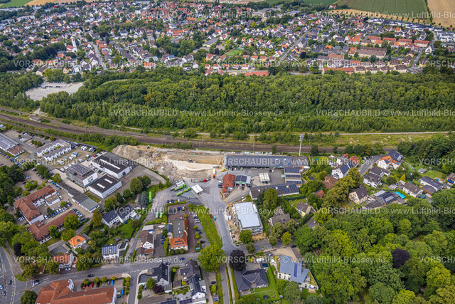 Soest240712697 | Luftbild, Baustelle Am Güterbahnhof, Raiffeisen Westfalen Mitte eG, Biotopfläche Alter Gleisweg, Soest, Soester Börde, Nordrhein-Westfalen, Deutschland