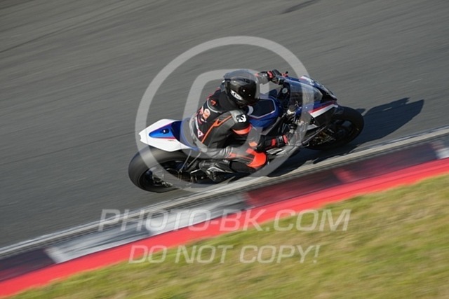 2024_08_15_PBK_14312 | Sportfotografie; SlowMotion; Video; Rennstrecke; Hafeneger; Speer; Racing; RSE; BMW; CBO; Trackday; Motorsportarena; Hockenheimring; Brno; Most; Barcelona; Valencia