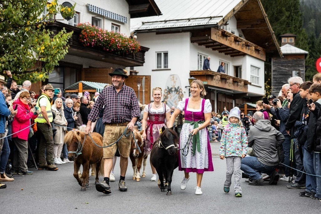 Rupertifest_Flachau_2k25_Webauflösung-205 | Bildershop Chri Fischbacher - Realisiert mit Pictrs.com