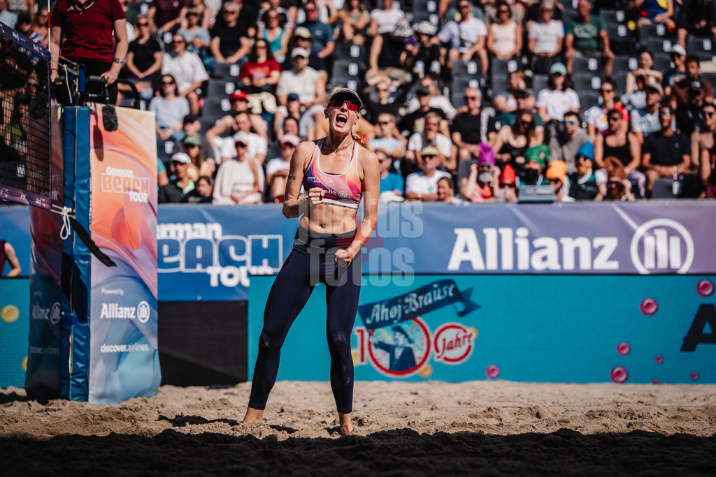 Beachvolleyball | Frauen | Deutsche Meisterschaften 2025 Timmendorfer Strand | 05.09.2025 | Marie Schieder jubelt