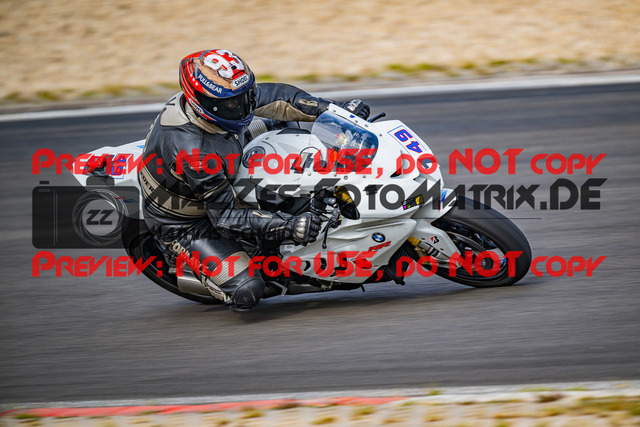 MaZZes_FotoMatrix_230719_7113 | GELB