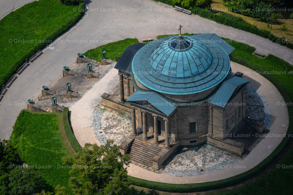 4046509 | ROTENBERG 19.07.2021 Trauerhalle und Grabkapelle zur Beisetzung auf dem Gelände des Friedhofes auf dem Württemberg in Rotenberg im Bundesland Baden-Württemberg, Deutschland. Weiterführende Informationen bei: Staatliche Schlösser und Gärten Baden-Württemberg - Zentrale. // Funeral hall and grave chapel for burial on the grounds of the cemetery on the Wuerttemberg in Rotenberg in the state Baden-Wurttemberg, Germany. Further information at: Staatliche Schloesser und Gaerten Baden-Wuerttemberg - Zentrale. Foto: Gerhard Launer