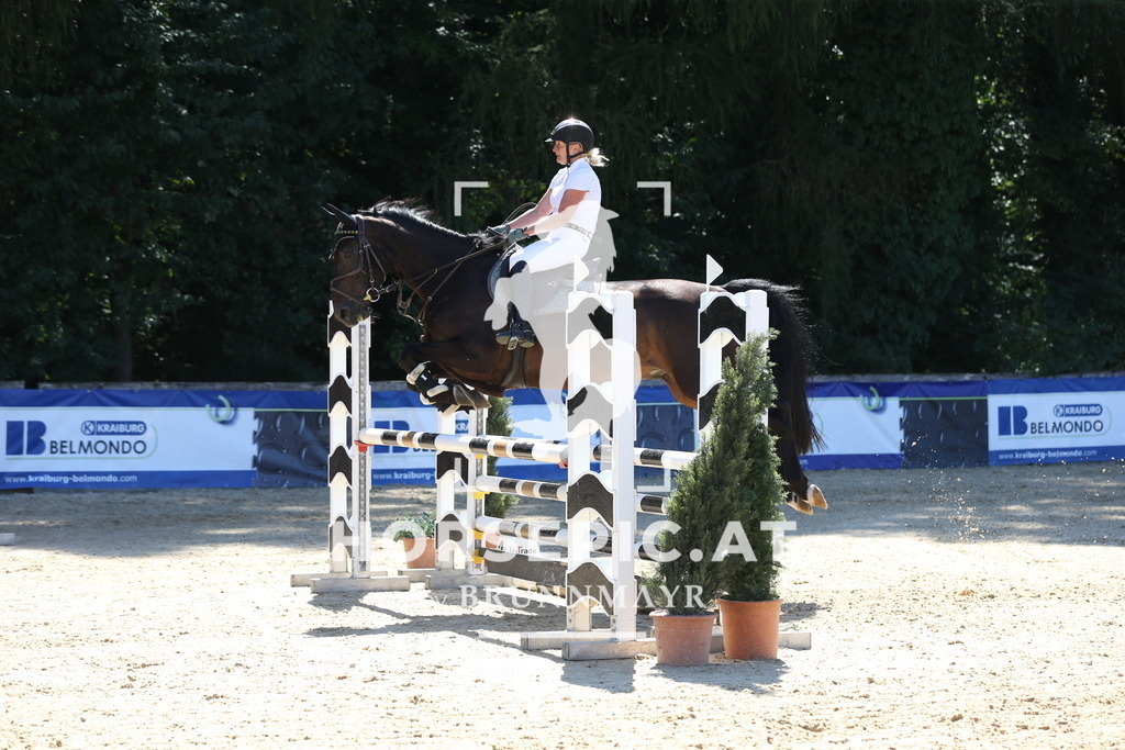 DL2Q9716 | Willkommen bei Brunnmayr - Design & Fotografie – Ihrem Spezialisten für Reitturniere und Pferdeveranstaltungen in Oberösterreich, Salzburg und Bayern! Seit über 17 Jahren sind wir leidenschaftlich dabei.