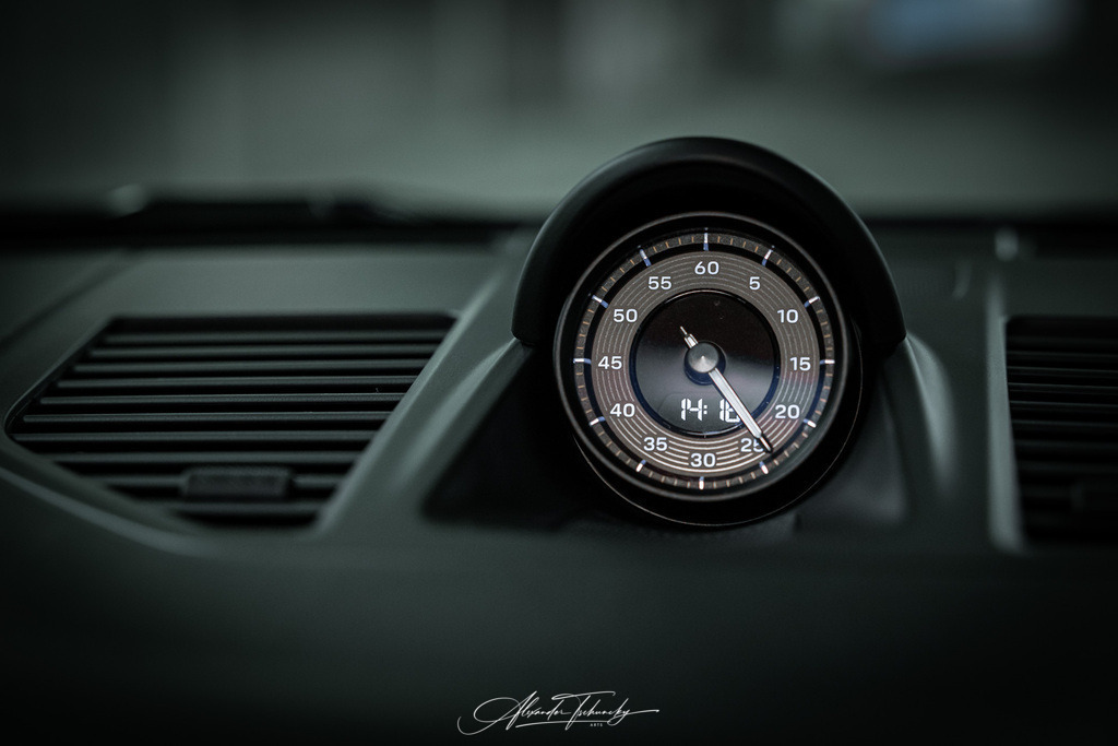R6PZ3646 _AL | Entdecken Sie die faszinierende Welt von Alexander Tschuncky Arts: Kreative Fotografie, atemberaubende Automobilkunst und hochwertiger Bilderdruck. Lassen Sie sich inspirieren! - Realisiert mit Pictrs.com