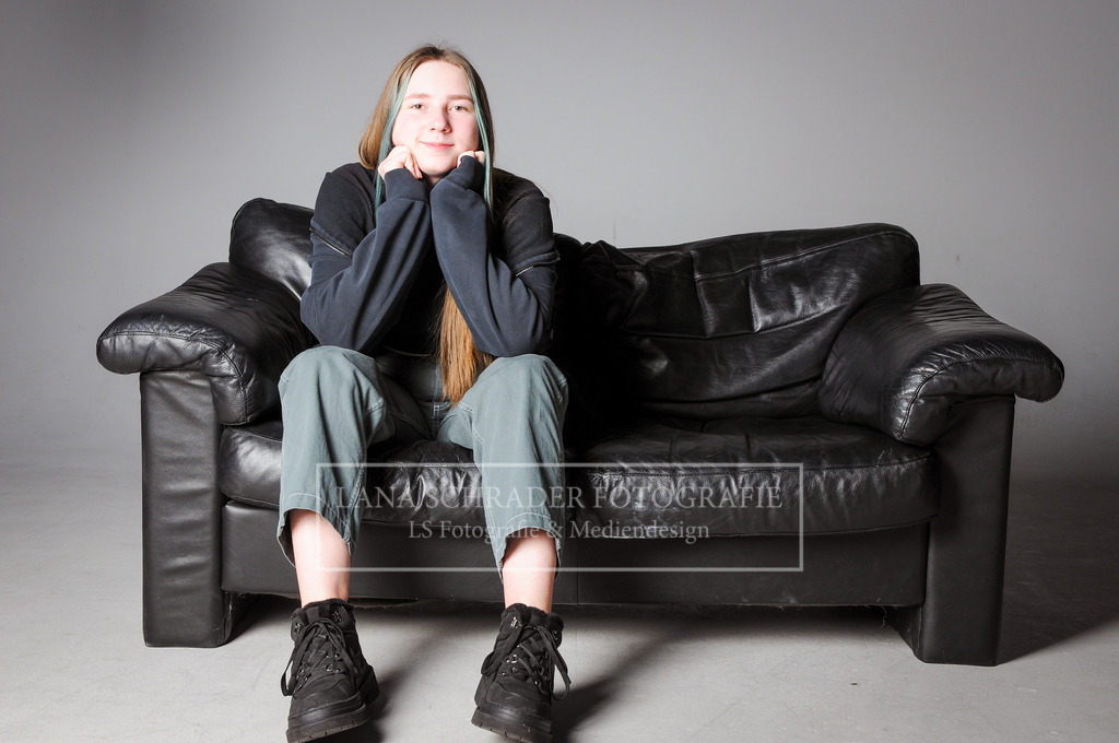 Maja und Maja Shooting 16.01.23-35 | lanaschraderfotografie - Realisiert mit Pictrs.com