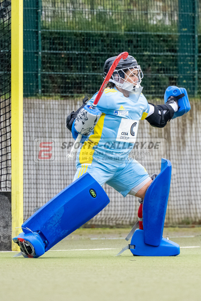 HK_20230401_106560 | 1. Bundesliga Damen Düsseldorfer HC - Harvestehuder THC  am 1.4.2023 DHC Düsseldorf, Düsseldorf , Nathalie Kulbatzki ( Torfrau Düsseldorfer HC #1 )