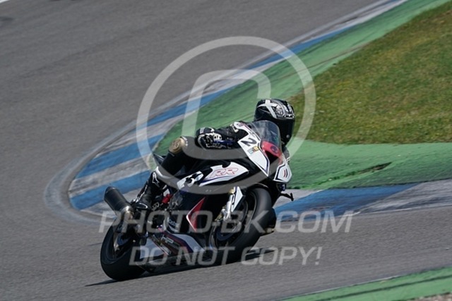 2022_05_09_PBK_23788 | Sportfotografie; SlowMotion; Video; Rennstrecke; Hafeneger; Speer; Racing; RSE; BMW; CBO; Trackday; Motorsportarena; Hockenheimring; Brno; Most; Barcelona; Valencia