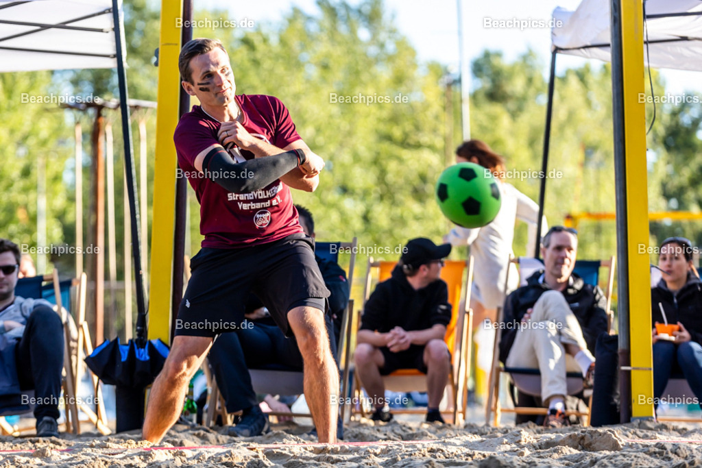 2025-200083026-Strandvölkerball-WM_1 |  23.08.2025; Berlin Foto: Gerold Rebsch - www.beachpics.de
