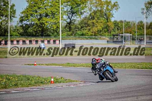 pubi5720 | Professionelle Fotos von Sportveranstaltungen, aber auch Hochzeiten und anderen Events. - Realisiert mit Pictrs.com