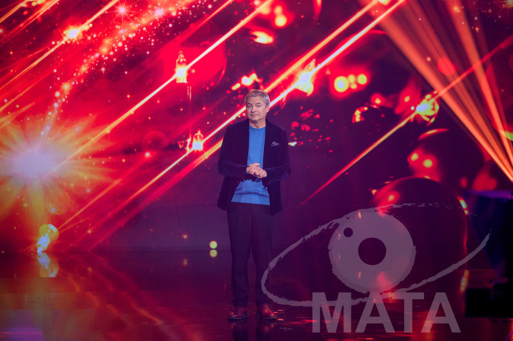 _DWI6196 | Österreichischer Kabarettist und Schauspieler Alfred Dorfer bei '30 Jahre Sternstunden-Gala 2023' in der Frankenhalle. Nürnberg, 15.12.2023 - Realisiert mit Pictrs.com