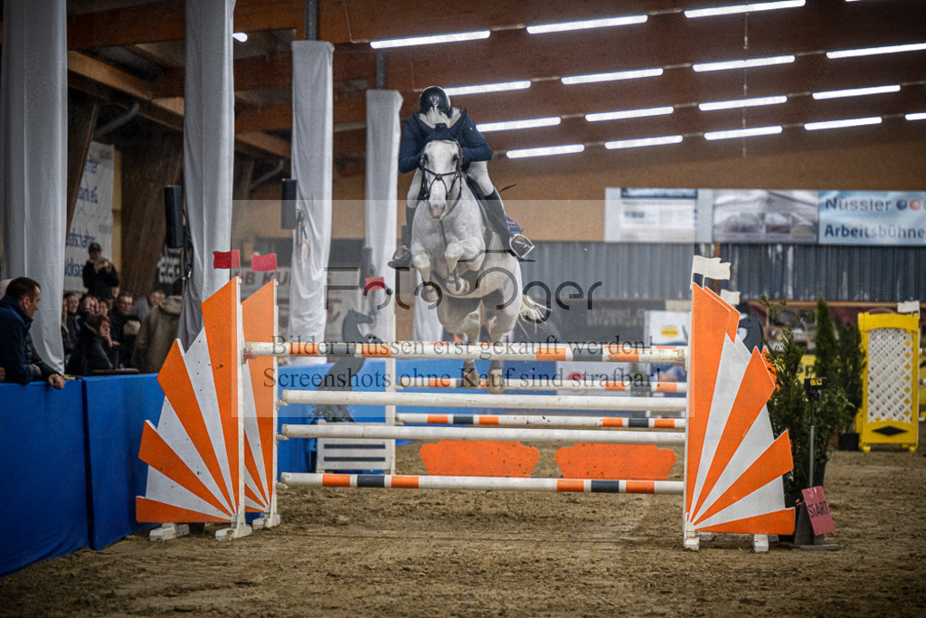 DOS_1538 | Entdecke hochwertige Reitturnierfotos von Foto Oger. Professionell, emotional und authentisch – jetzt Lieblingsmomente im Shop bestellen.Deutschlandweite Turnierfotografie. - Realisiert mit Pictrs.com