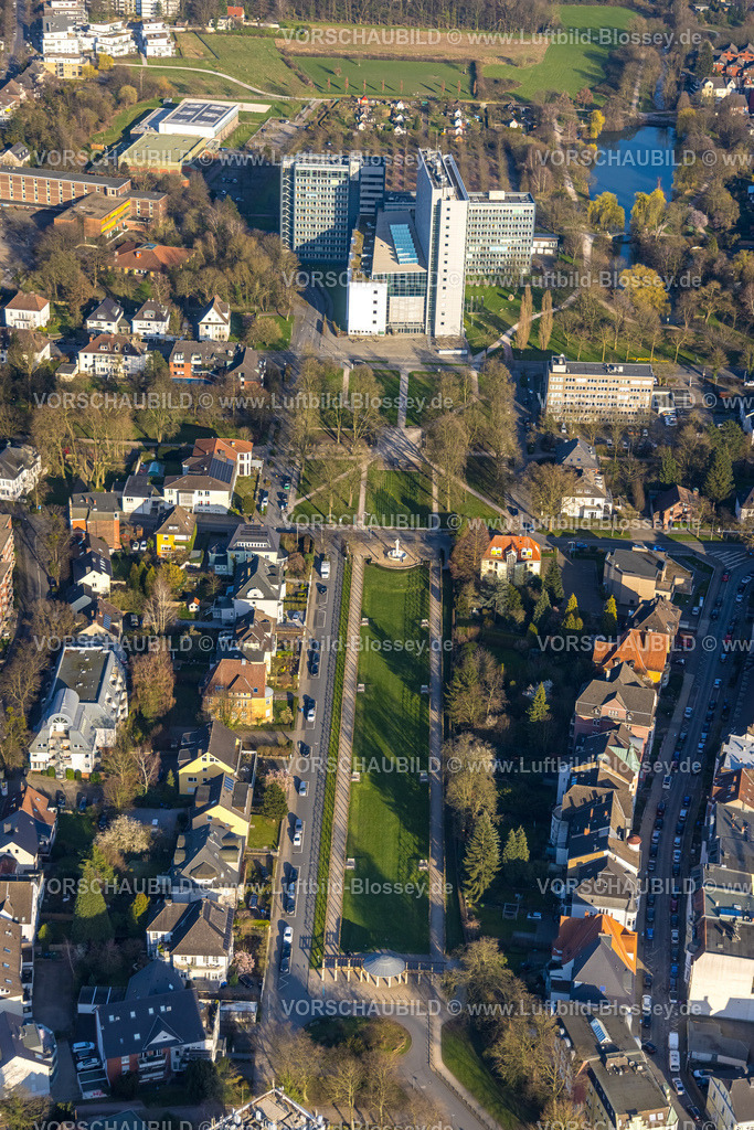 Hamm240305466 | Luftbild, OString Parkanlage und Otto-Krafft-Platz mit Blick zum Gebäude der Generalstaatsanwaltschaft Hamm, Mitte, Hamm, Ruhrgebiet, Nordrhein-Westfalen, Deutschland
