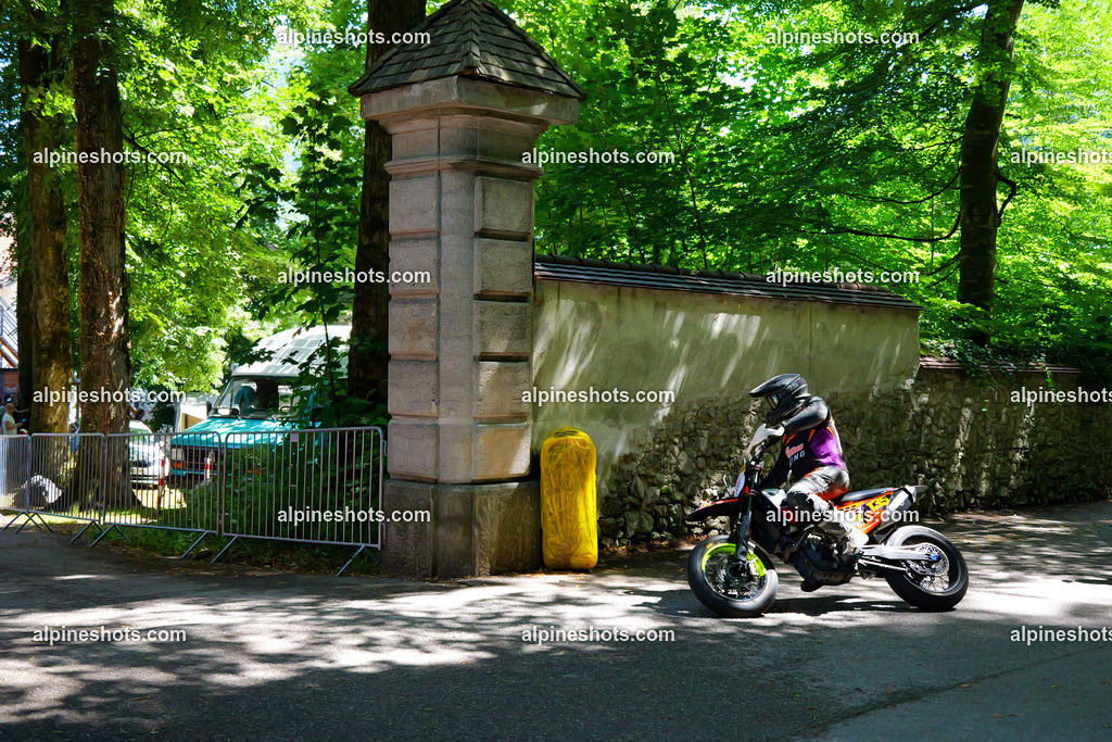 P1036725 | Erleben Sie atemberaubende, hochqualitative Fotos Ihrer Fahrt entlang der malerischen Alpenstraßen. Besuchen Sie alpineshots.com, um professionelle Aufnahmen Ihrer unvergesslichen Reise zu finden und zu kaufen - Realisiert mit Pictrs.com