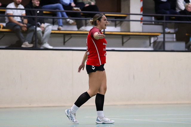 Handball I Damen I Saison 2025-2026 I Verbandsliga Süd I HSG Kalkberg 06 - MTV Dänischenhagen I 14.12.2025.172 | Melinda Milanovic (17, MTV Dänischenhagen) - Realisiert mit Pictrs.com