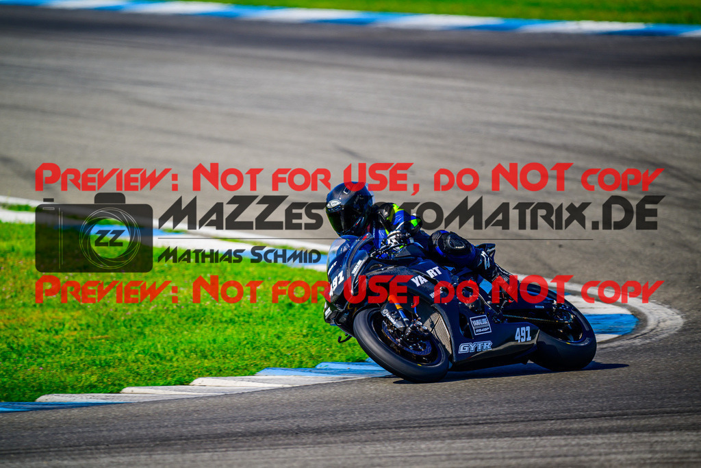 MaZZes_FotoMatrix_240520_6007705_2921 | WEISS