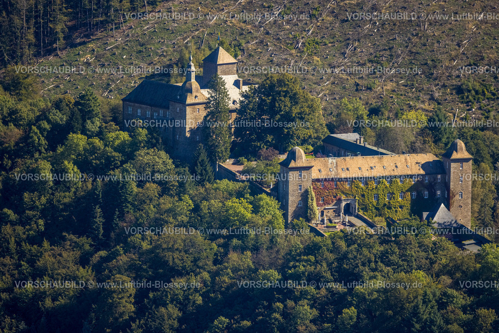 Attendorn230908981 | Luftbild, Burg und Burghotel Schnellenberg, Attendorn, Sauerland, Nordrhein-Westfalen, Deutschland