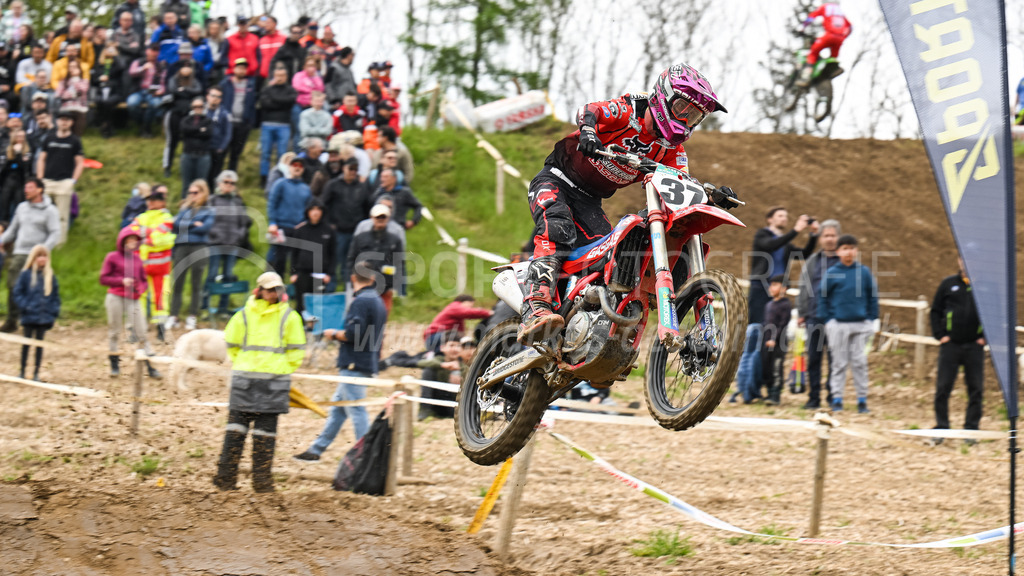 Motocross Schlatt bei Winterthur - 30. April 2023 | #37 Bruggmann Luca aus Lyss (CH) auf GASGAS in der Kategorie ProRace Serie am Motocross Schlatt bei Winterthur, 30. April 2023. 
Instagram: @mx_schlatt | @mc_wila | @sam_schweiz
Bild: Sportfotografie Markus Aeschimann | www.markus-aeschimann.ch - Realisiert mit Pictrs.com