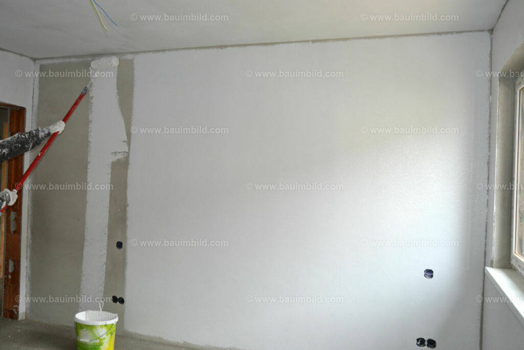 bib-lg20-malerarbeiten-0008 | Nach LV-Leistungsgruppen sortierte Detailfotos über den Bau eines Hauses. Alle Hausbau-Bilder direkt vom Urheber und Autor der Website Haus-Selber-Bauen.com