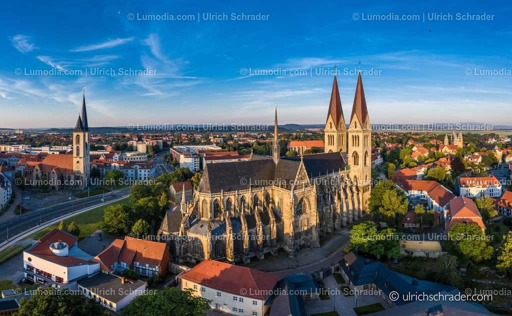 _ulrichschrader.com-1 | Stockfoto und Bilderpool mit Bildmaterial aus Deutschland, dem Harz, Halberstadt, Quedlinburg, Wernigerode und weltweit. Qualitativ hochwertige und professionelle Fotos anschauen und kaufen. - Realisiert mit Pictrs.com