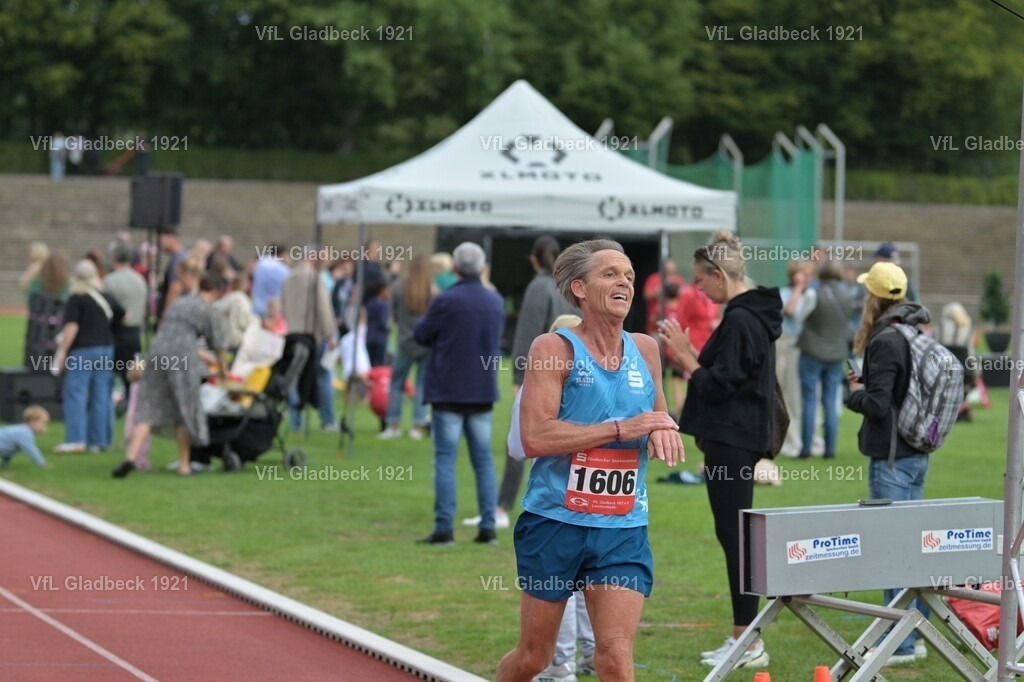 2026-08-23_Sparkassenlauf_10KM_KH_000552 | Die Fotografen - Realisiert mit Pictrs.com