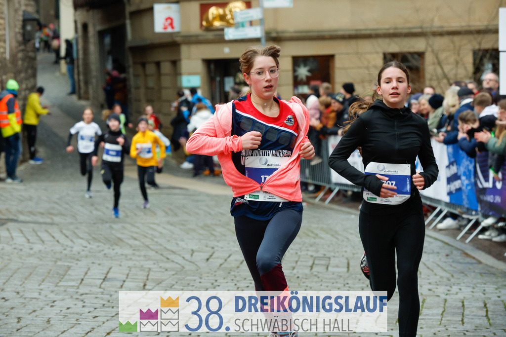 1700m Stadtwerke Jugendlauf | 3 Koenigslauf 2024 1700m Stadtwerke Jugendlauf - Realisiert mit Pictrs.com