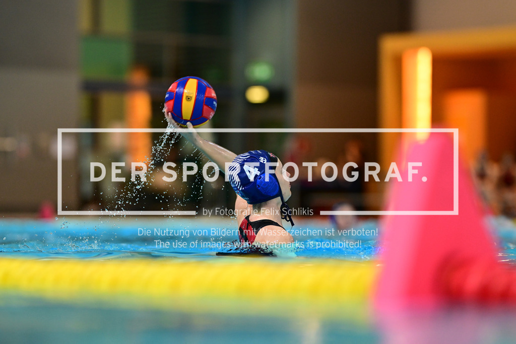 Wasserball I Frauen I Nordic League I KVP Piestany - Cheltenham SWPC I 65004 | Der Sportfotograf. - Realisiert mit Pictrs.com
