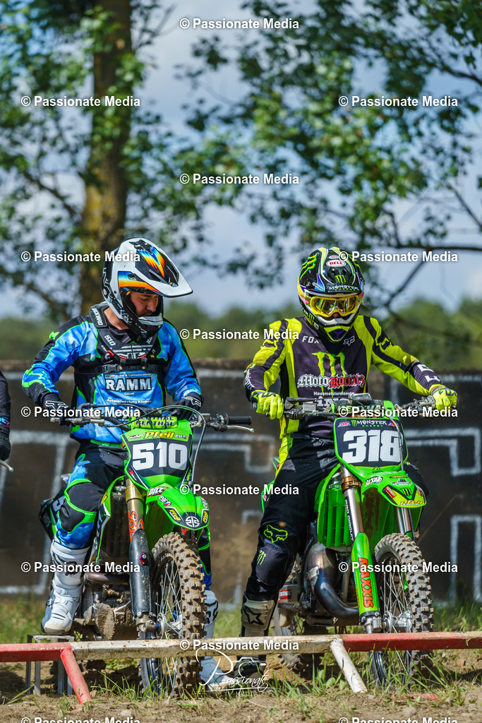 DSC09876 | Passionate Media, dein Fotograf aus Brandenburg, Märkisch Oderland, im Bereich Motorsport, Autos und Motorräder sowie Events und auch Hunde. Shootings oder auch Eventbegleitungen können bei mir gebucht we