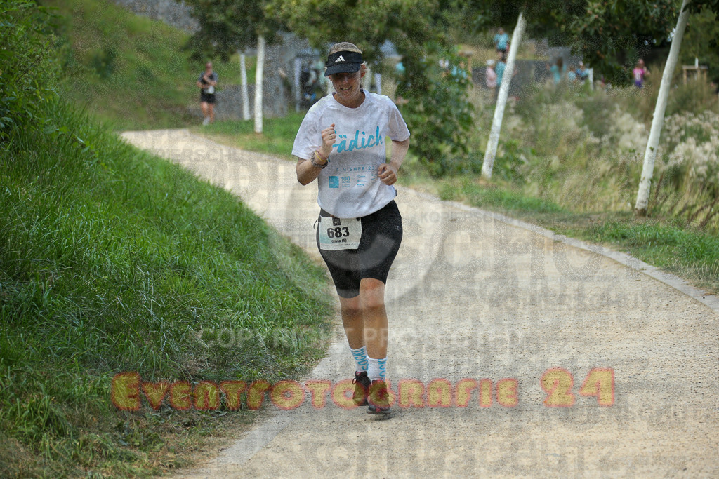 250824_1432_EX1_6597 | Sportfotografie im Rhein-Sieg Kreis, Köln, Bonn, NRW, Rheinland Pfalz, Hessen, etc. Unser Tätigkeitsfeld umfasst den Laufsport vom Volkslauf über den Marathon, Duathlon, Triathon bis zum Ultralauf wie Kölnpfad Ultra oder Schindertrail.