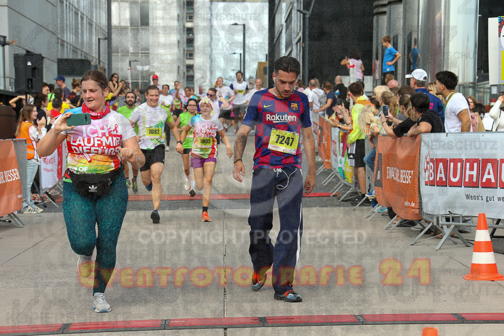 250920_1332_EX1_5383 | Sportfotografie im Rhein-Sieg Kreis, Köln, Bonn, NRW, Rheinland Pfalz, Hessen, etc. Unser Tätigkeitsfeld umfasst den Laufsport vom Volkslauf über den Marathon, Duathlon, Triathon bis zum Ultralauf wie Kölnpfad Ultra oder Schindertrail.
