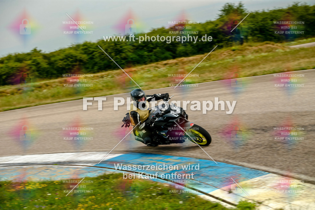 Chambley Juli-1368 | Hier findet Ihr Bilder von Touristenfahrten auf der Nürburgring Nordschleife oder von anderen Veranstaltungen die ich besucht habe. Viel Spass beim Durch Schauen 