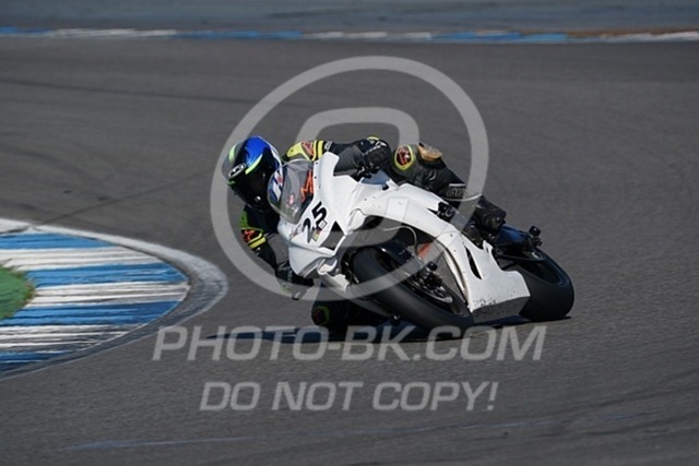 2022_05_09_PBK_16929 | Sportfotografie; SlowMotion; Video; Rennstrecke; Hafeneger; Speer; Racing; RSE; BMW; CBO; Trackday; Motorsportarena; Hockenheimring; Brno; Most; Barcelona; Valencia