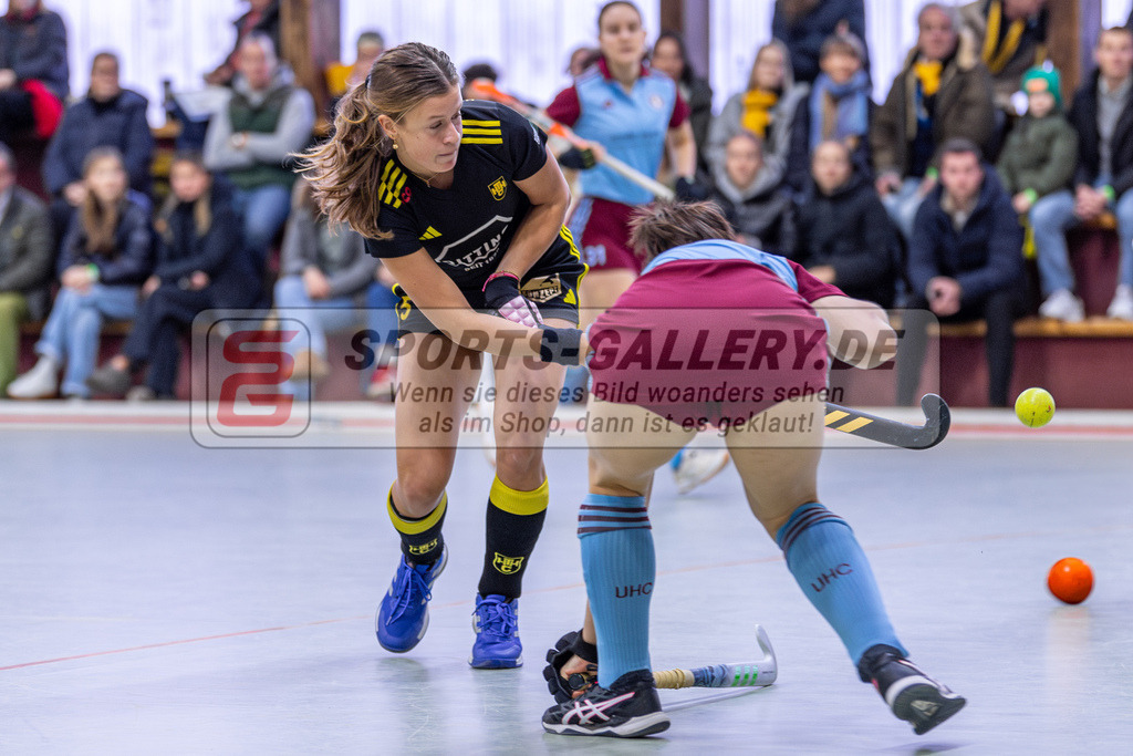 SM_2025-01-12_wD5_-15 | 1.Bundesliga Hallenhockey  (W) UHC - HTHC / 2:3 (2:1)