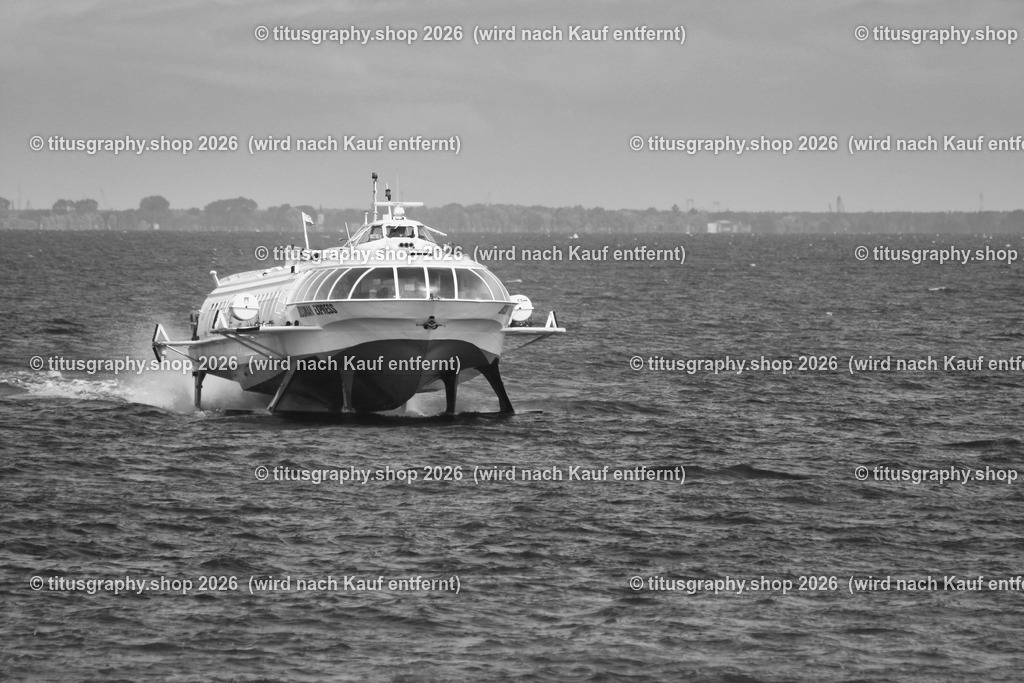 Bosman Express 002 | Tragflächenboot "Bosmann Express" Stettin Swinemünde. Fährbetrieb im Jahr 2015 eingestellt.  - Realisiert mit Pictrs.com