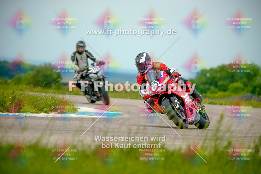 _MOT1953 | Hier findet Ihr Bilder von Touristenfahrten auf der Nürburgring Nordschleife oder von anderen Veranstaltungen die ich besucht habe. Viel Spass beim Durch Schauen 