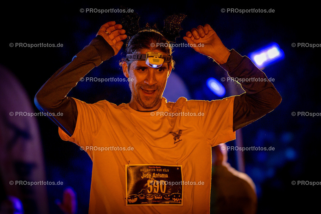 Halloween Run 2024 in Koeln, 31.10.2024 | Impressionen vom Halloween Run 2024 am 31.10.2024 in Koeln (Forstbotanischer Garten Rodenkirchen). Foto: BEAUTIFUL SPORTS/Axel Kohring